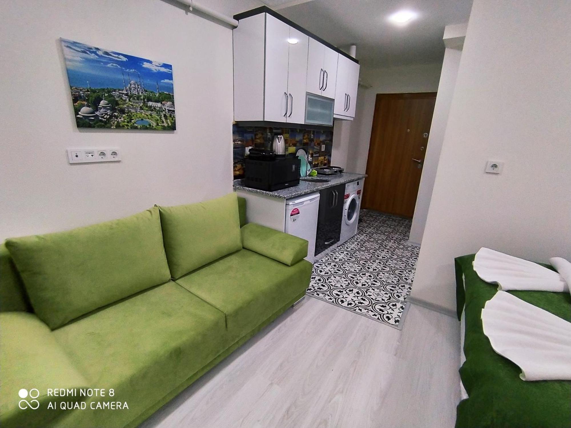 Pera Colour House Aparthotel Истанбул Стая снимка